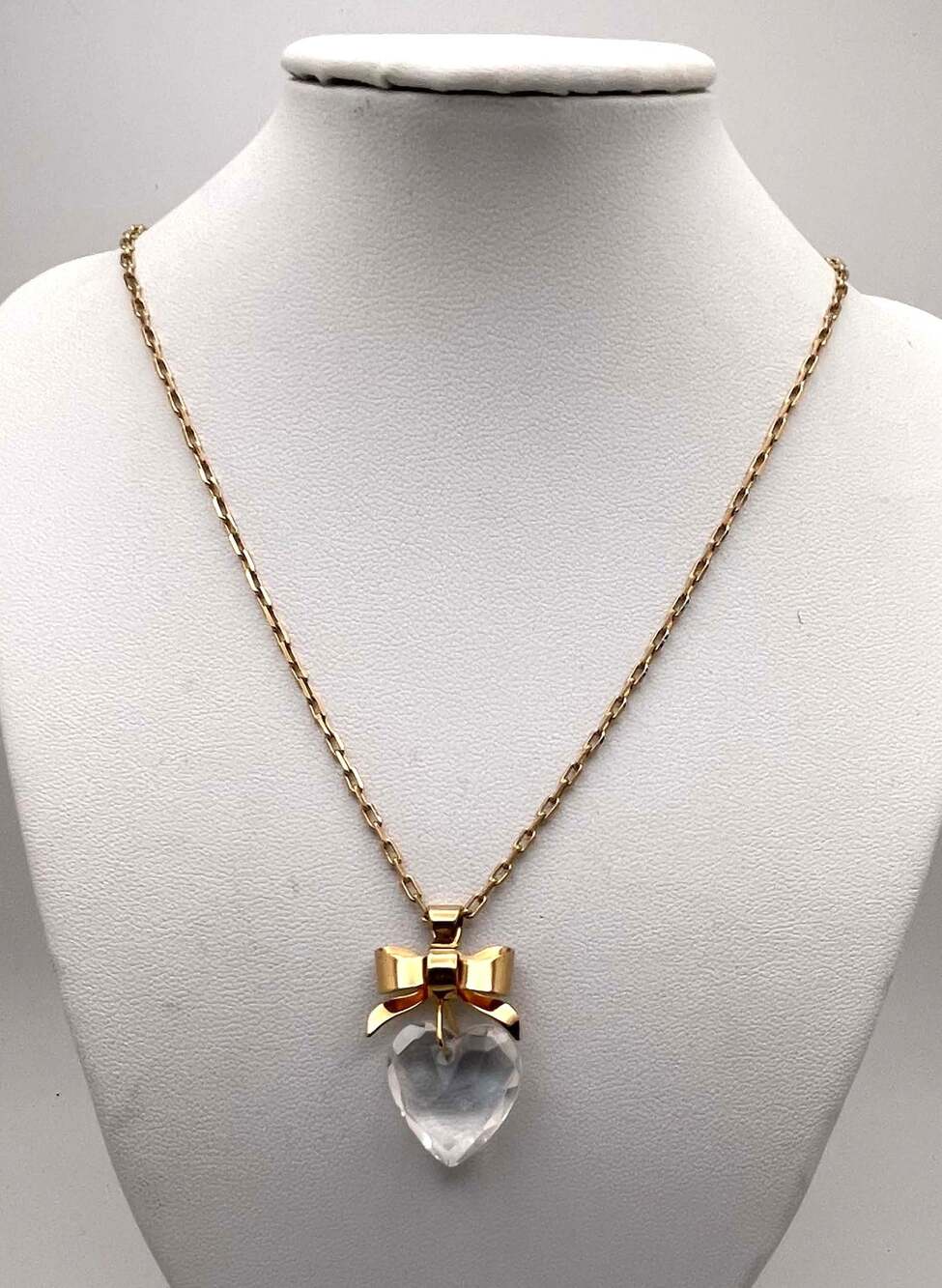 Vintage Avon Gold Bow Clear Lucite Heart Pendant Necklace